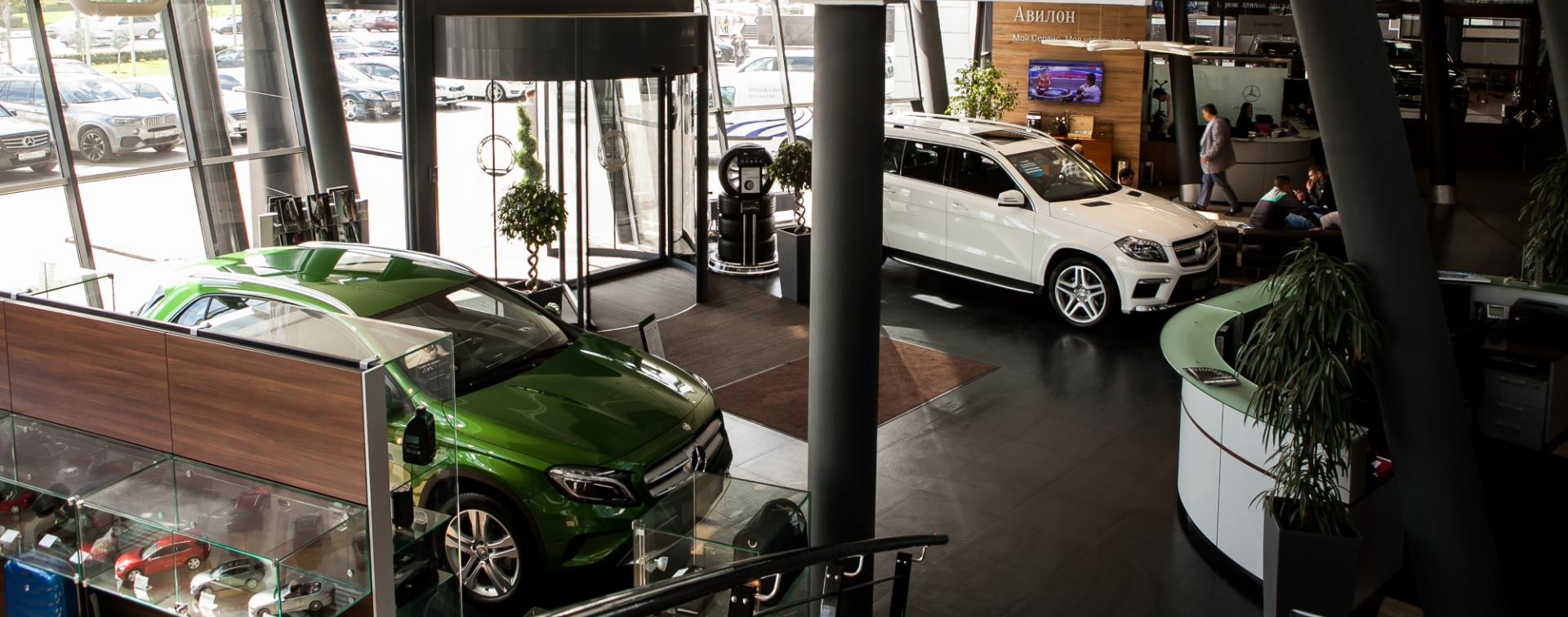 Mercedes-Benz Dealer Avilon: Premium Entreeoplossingen door Boon Edam
